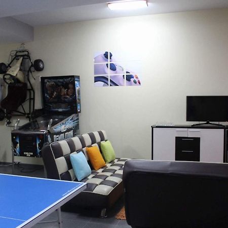 Villa Quinze - Luxurious 3 Bedroom Villa With Private Pool And Games Room & Amazing Views Ponta Delgada  Bagian luar foto